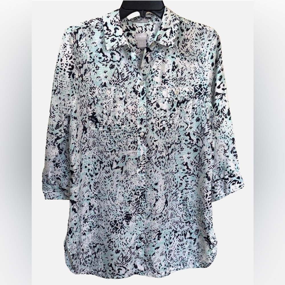 Chico’s No Iron Linen Blouse Size 0.5 S Blue Black Animal Print Button Up